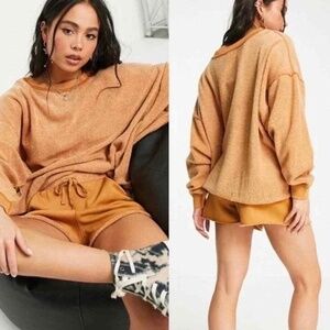 Free People Intimately Fleece Pullover Sweatshirt Split Trim Crew neck size M